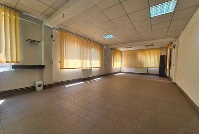 Casă cu 3 camere cu Teren 40 Mp în Central - 4