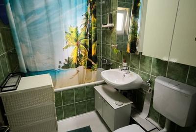Apartament cu 3 camere decomandat în Între Lacuri - 8