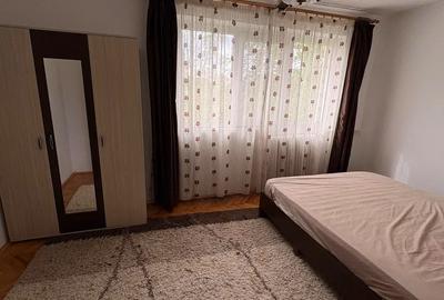 Apartament cu 3 camere semidecomandat, mobilat în Podu Roș - 2