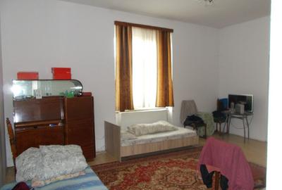 Casă individuală cu 3 camere cu Teren 880 Mp în Ianova - 1