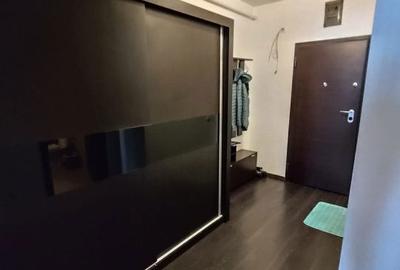 Apartament cu 3 camere decomandat, mobilat în Rahova