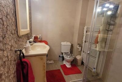 Casă cu 5 camere decomandat cu Canalizare în Central - 5