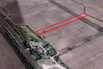 Teren intravilan de 9850 mp, în Nord