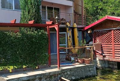 Casă cu Teren 300 Mp în Central - 1