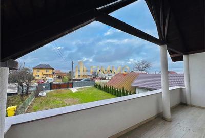 Casă cu 4 camere cu Garaj în Mihoveni - 17