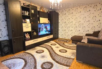 Casă individuală cu 9 camere cu Teren 240 Mp în Bucureștii Noi - 1