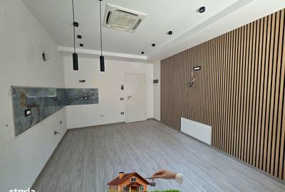 Spațiu comercial, de 38 mp, în Central