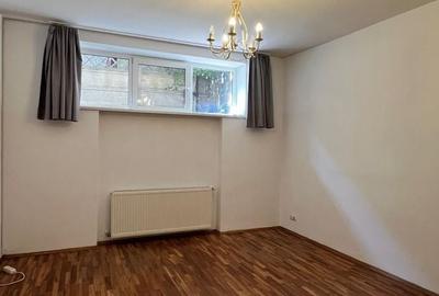 Apartament cu 5 camere decomandat în Aviatorilor - 8