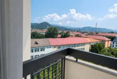 Apartament cu 2 camere decomandat în Ultracentral