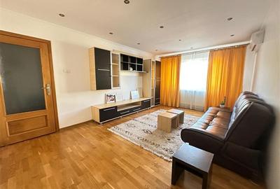 Apartament cu 3 camere decomandat, mobilat în Fabric