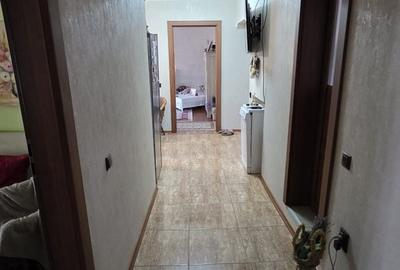 Apartament cu 3 camere decomandat în Tomis III - 13