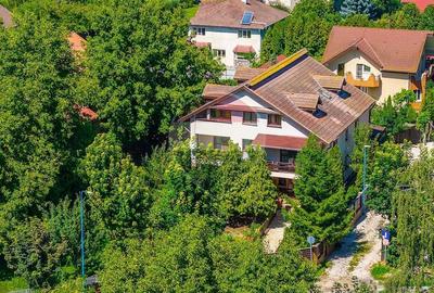 Casă cu Teren 1167 Mp în Tractorul