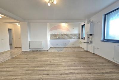 Apartament cu 3 camere decomandat în Vest