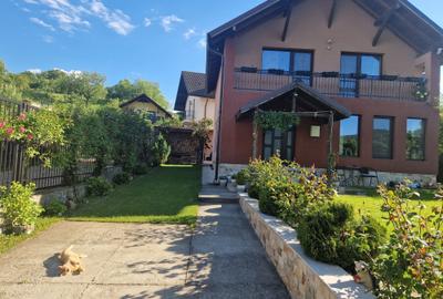 Casă cu 3 camere în Aranghel - 1
