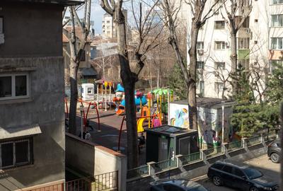 Apartament cu 4 camere semidecomandat în Moșilor - 27