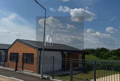 Casă cu 3 camere în Tâncăbești - 1