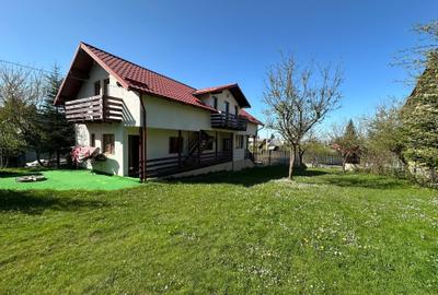 Casă cu 7 camere cu Canalizare în Beliș - 4