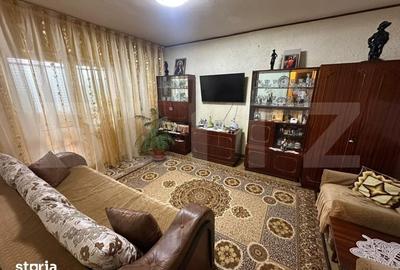 Apartament cu 3 camere decomandat în Craiovița Nouă - 8