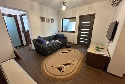 Apartament cu 3 camere decomandat în Central - 1