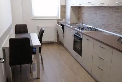 Apartament cu 2 camere decomandat, mobilat în Tractorul - 7