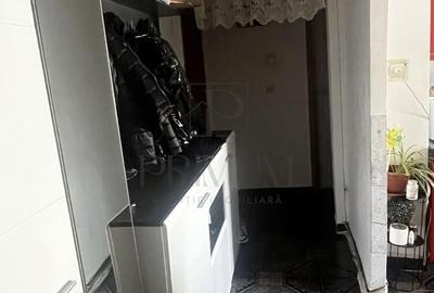 Apartament cu 2 camere decomandat în Sud