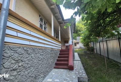 Casă cu 4 camere cu Teren 679 Mp în Central - 9