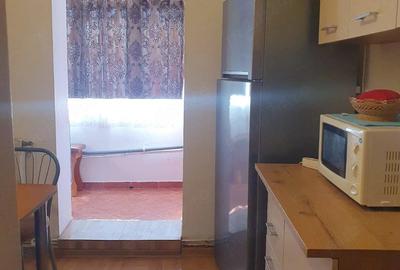 Apartament cu 3 camere decomandat în Central - 2