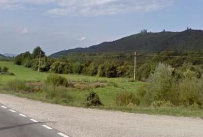 Teren de 8000 mp, în Central - 1