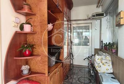 Casă cu 3 camere cu Teren 297 Mp în Central