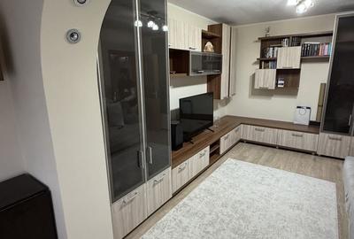 Apartament cu 2 camere decomandat în Mazepa 2