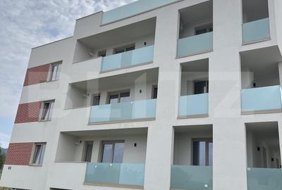 Apartament cu 2 camere semidecomandat în Independenței