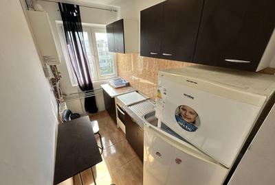 Apartament cu 2 camere semidecomandat, mobilat în Circumvalațiunii - 6