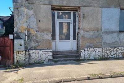 Casă cu 2 camere cu Teren 57 Mp în Central