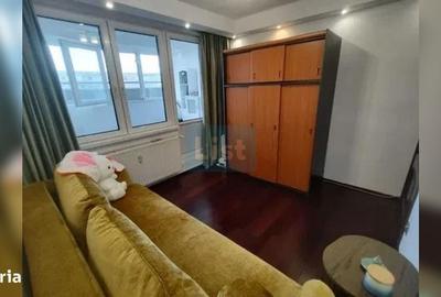 Apartament cu 3 camere decomandat în Gorjului