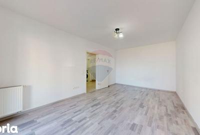 Apartament cu 2 camere decomandat în Tractorul - 5
