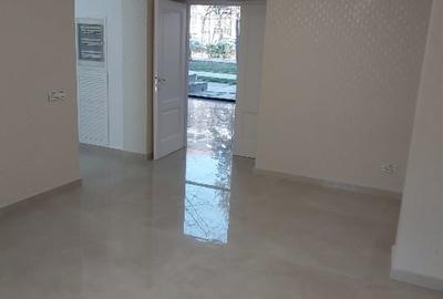 Spațiu comercial, de 94 mp, în Unirii - 5