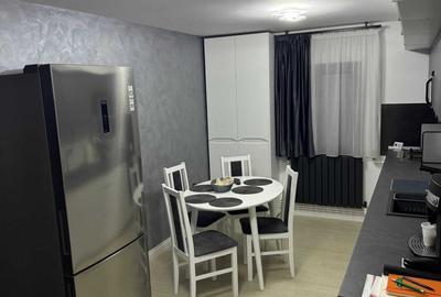 Apartament cu 3 camere decomandat în Central - 2