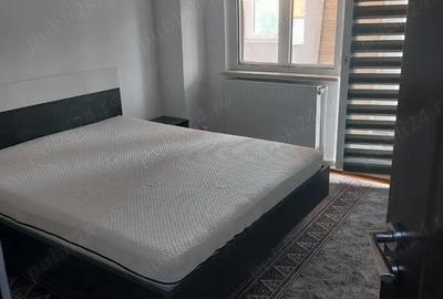 Apartament cu 3 camere decomandat în Central - 1