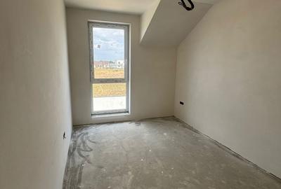 Casă cu 4 camere cu Teren 260 Mp în Central - 7