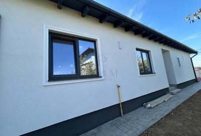 Casă cu 3 camere cu Teren 360 Mp în Șag