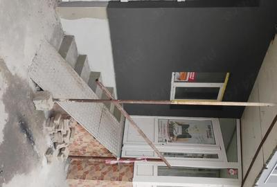 Apartament cu 4 camere decomandat în Central - 2