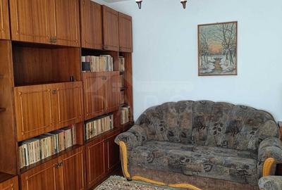 Apartament cu 3 camere în Tudor
