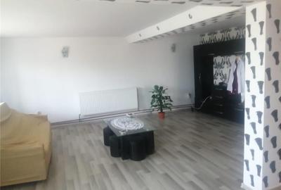 Casă cu 6 camere cu Teren 1000 Mp în Schela - 3
