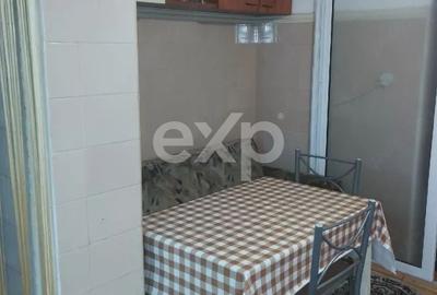 Apartament cu 2 camere semidecomandat în Prundu