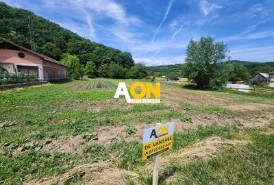 Teren Construcții intravilan de 936 mp, în Ampoița - 1