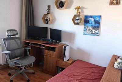 Apartament cu 3 camere decomandat în Astra - 4