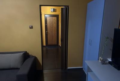 Garsonieră decomandată în Gorjului - 1