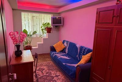 Apartament cu 3 camere decomandat în Central - 3