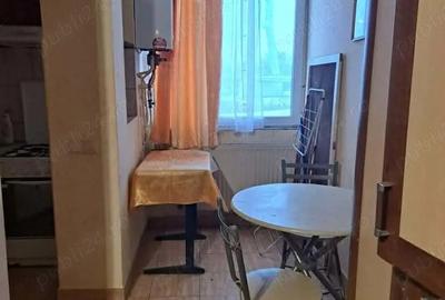 Garsonieră nedecomandată în Central - 1