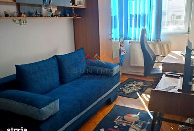 Apartament cu 3 camere semidecomandat în Piața Centrală - 3